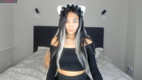 Snapshot of wendy_marvel chatting on December 25, 6:31 am Wendy online show from December 25, 6:31 am