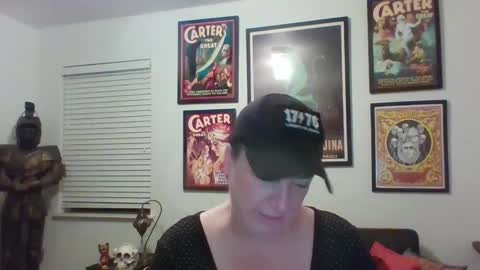 Snapshot of wendycu chatting on February 9, 5:29 am WendyCU online show from February 9, 5:29 am