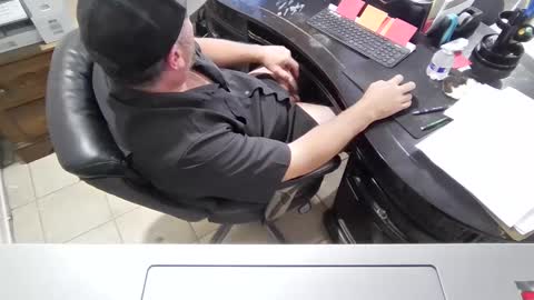 wes40960 online show from October 10, 8:13 pm