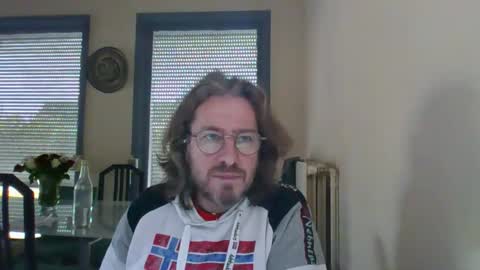 wesh wesh online show from December 22, 10:00 am