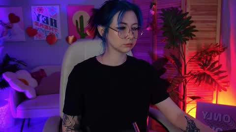 little girl who is always rightLisa online show from March 28, 1:18 am