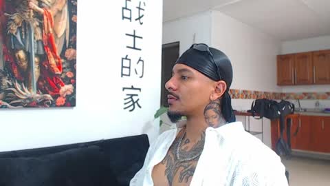 Wesley Rogger online show from April 4, 8:49 pm