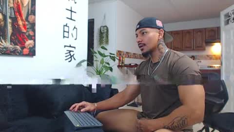 Wesley Rogger online show from April 6, 10:44 pm