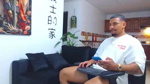 Wesley Rogger online show from March 21, 10:14 pm