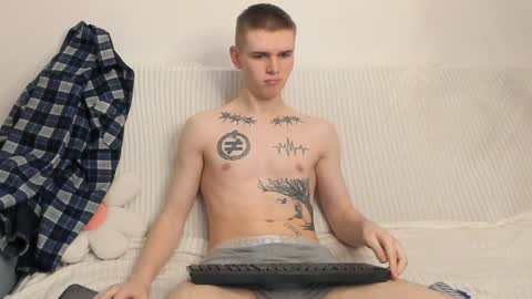 Wes online show from January 3, 8:43 pm