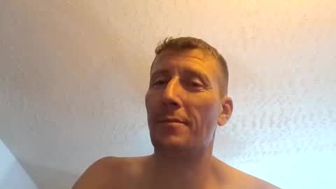 wetduck77777 online show from May 14, 6:00 am