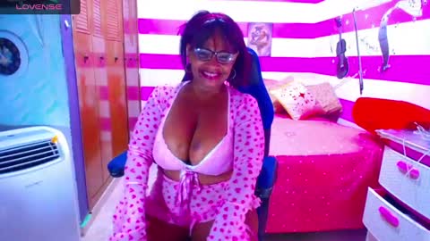 gina online show from January 30, 6:24 am