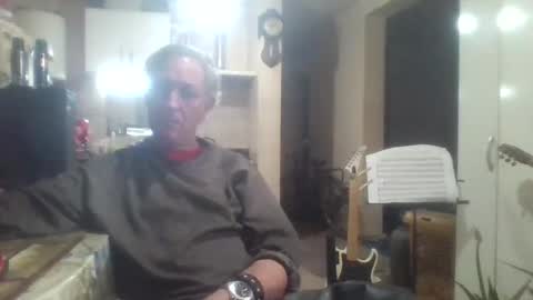 Snapshot of wg_colbert_noir chatting on September 14, 3:46 pm wg_colbert_noir online show from September 14, 3:46 pm