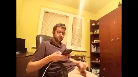 stoffy online show from October 3, 10:29 pm