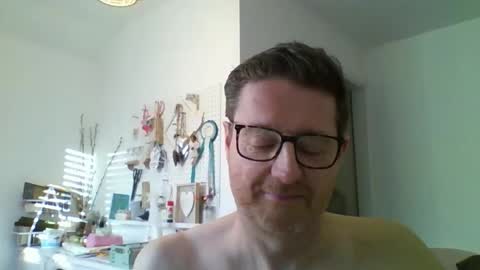 wheelbarrow70 online show from April 18, 6:10 pm