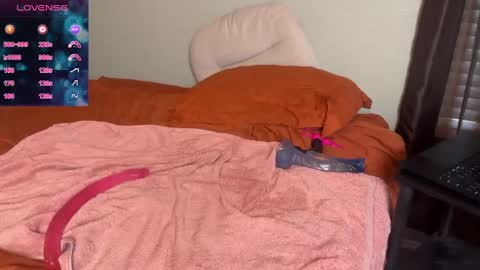 Radek and Stella St. Rose online show from September 14, 2:29 pm