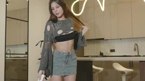 Naomi online show from February 9, 2:15 am