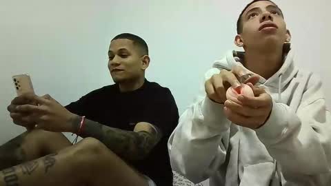 white boy online show from February 12, 4:49 am