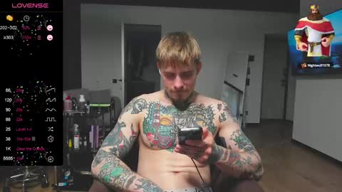 Snapshot of white_king999 chatting on February 13, 2:52 pm Max online show from February 13, 2:52 pm