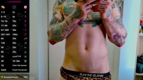 Max online show from March 1, 2:21 pm