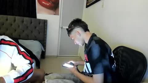 white online show from April 30, 9:58 am