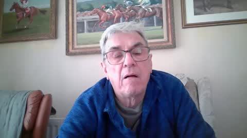 whitebriefs009 online show from May 19, 1:40 pm