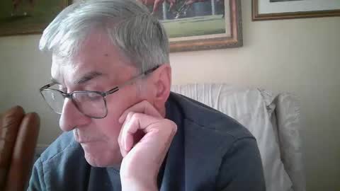 whitebriefs009 online show from September 27, 4:05 pm