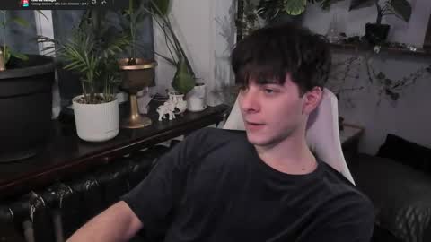 Gus online show from February 11, 10:07 pm