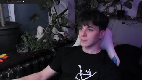 Gus online show from January 17, 7:38 pm