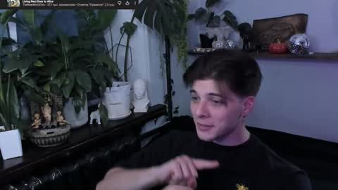 Gus online show from November 26, 9:44 pm