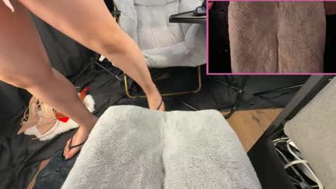 whiteporsche online show from January 5, 8:34 pm