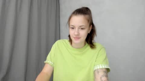 Veronica online show from February 4, 8:35 pm