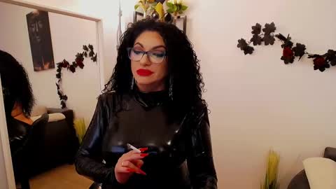 Milf Amy online show from February 21, 7:45 am