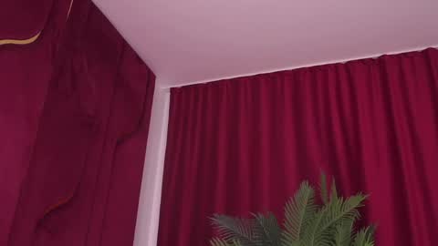 Lili online show from April 24, 6:04 am