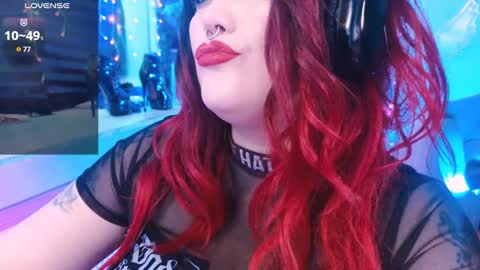 Snapshot of wickedxqueen chatting on February 26, 5:13 am Laura online show from February 26, 5:13 am