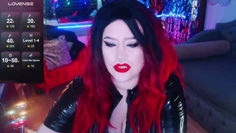 Snapshot of wickedxqueen chatting on January 17, 5:21 am Laura online show from January 17, 5:21 am