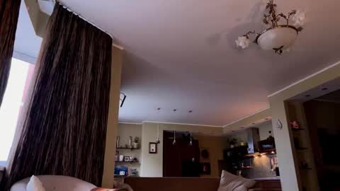 VI online show from October 21, 12:21 pm