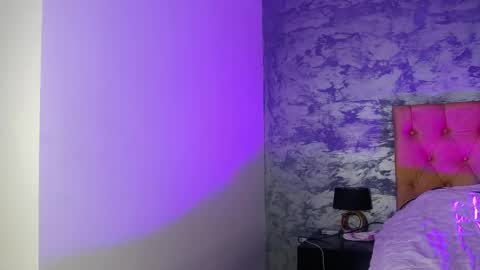 Rihanna online show from April 15, 7:58 pm