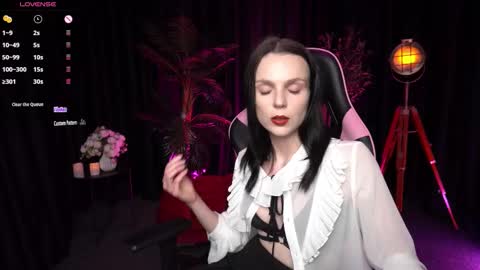 Alice online show from March 11, 4:32 pm