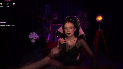 Alice online show from June 19, 3:51 pm