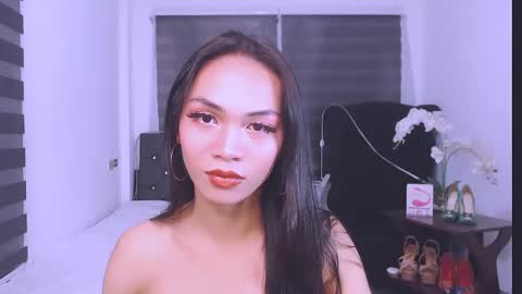 wild lily30 online show from February 17, 9:00 pm