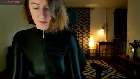 wild_peony online show from November 26, 10:06 pm