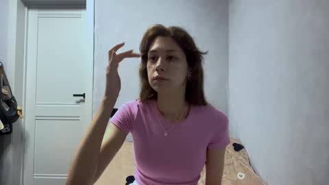 wildpeachh online show from November 9, 6:10 pm