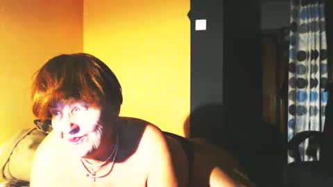 WildRedCat online show from March 4, 10:16 pm