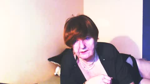 WildRedCat online show from February 19, 10:34 am