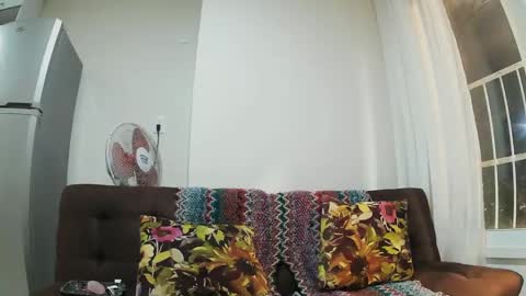 Wild Strawberry online show from March 2, 12:53 am