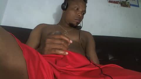 Snapshot of wilfer484725 chatting on March 6, 1:58 am wilfer online show from March 6, 1:58 am