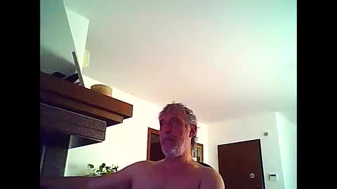 Willfire71 online show from May 16, 6:32 am