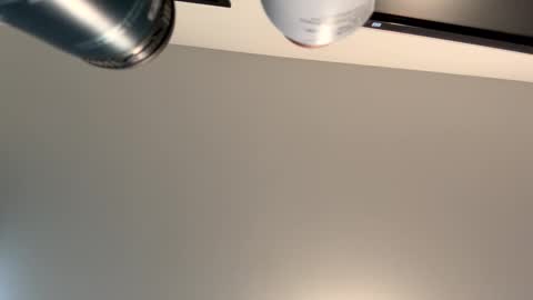 william1013 online show from December 17, 7:20 pm