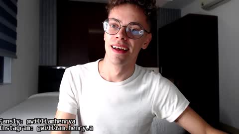 Snapshot of william_henry_a chatting on January 19, 2:38 pm William online show from January 19, 2:38 pm
