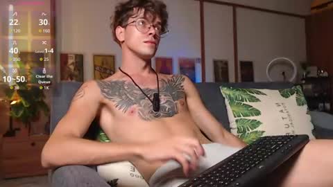 William online show from July 25, 8:45 am
