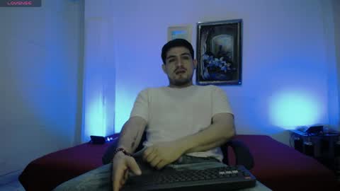 William Steel online show from April 17, 11:45 am