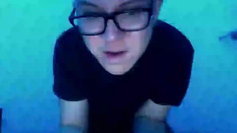 William online show from May 4, 1:01 am