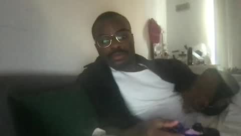 williamlib12 online show from November 22, 9:30 am