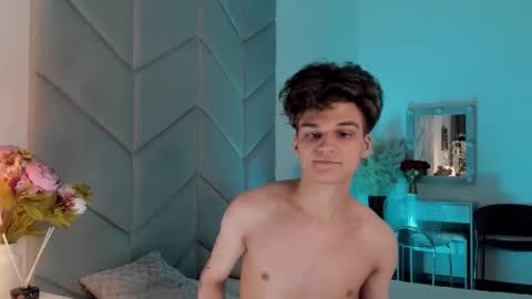 Willie online show from October 2, 10:25 am